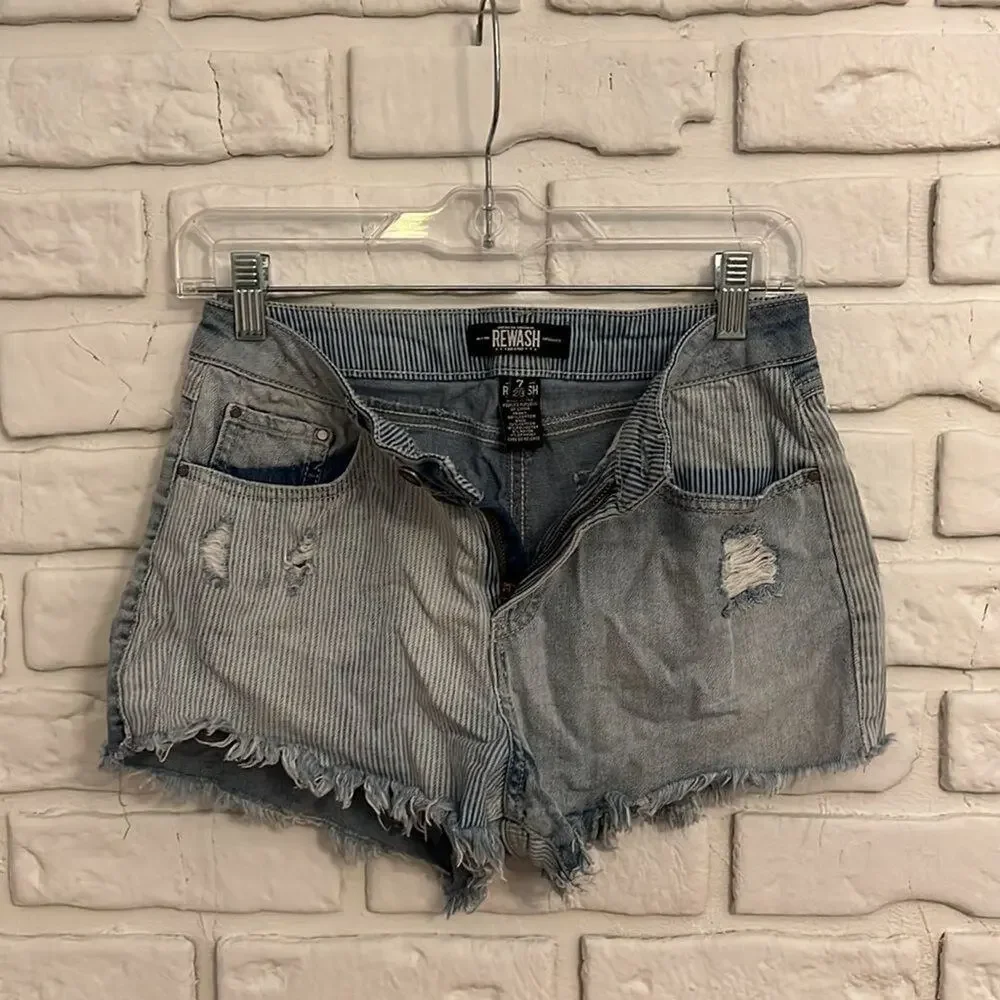 Rewash distressed vertical stripe denim shorts size 7/28 - Picture 6 of 10
